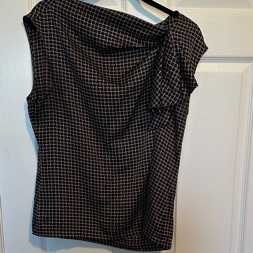 Eva Mendes for New York & Company Black and Tan Blouse